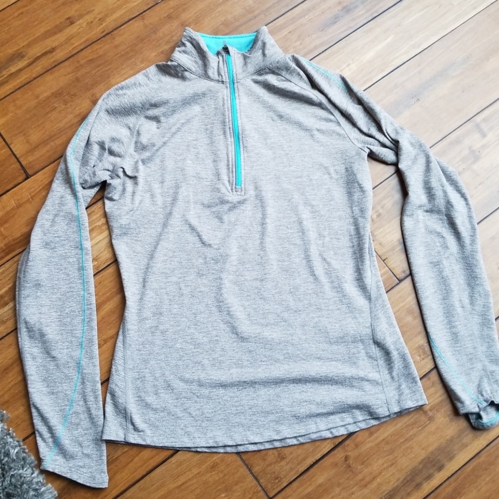 Nike women's dri-fit half-zip pullover